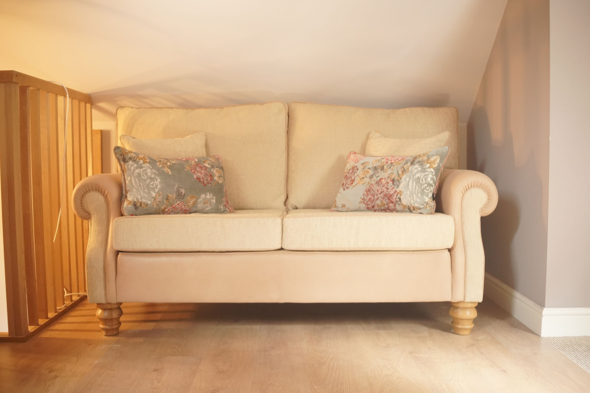 Marston Sofa in Harris Tweed - Image 4
